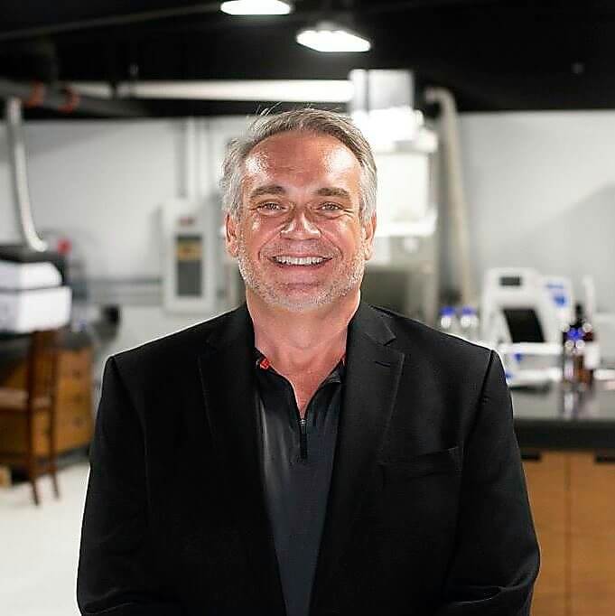 DavidHarrisPresidentAshleyHarvey_Export